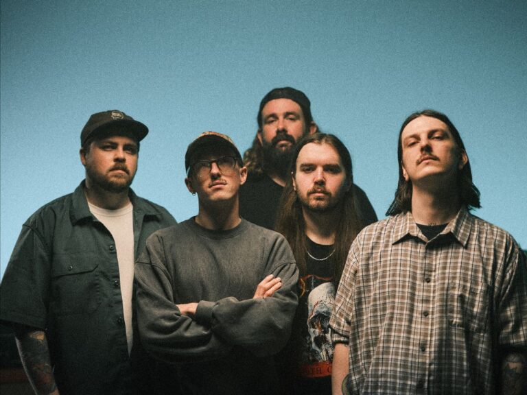 OVERSIZE release new single and music video