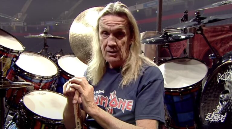 IRON MAIDEN’s NICKO MCBRAIN Announces Retirement From Touring