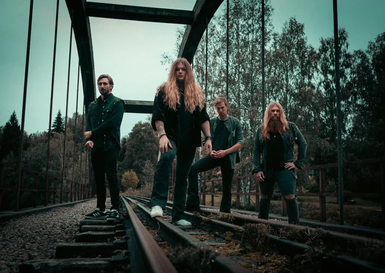 MAJESTICA share new single and music video