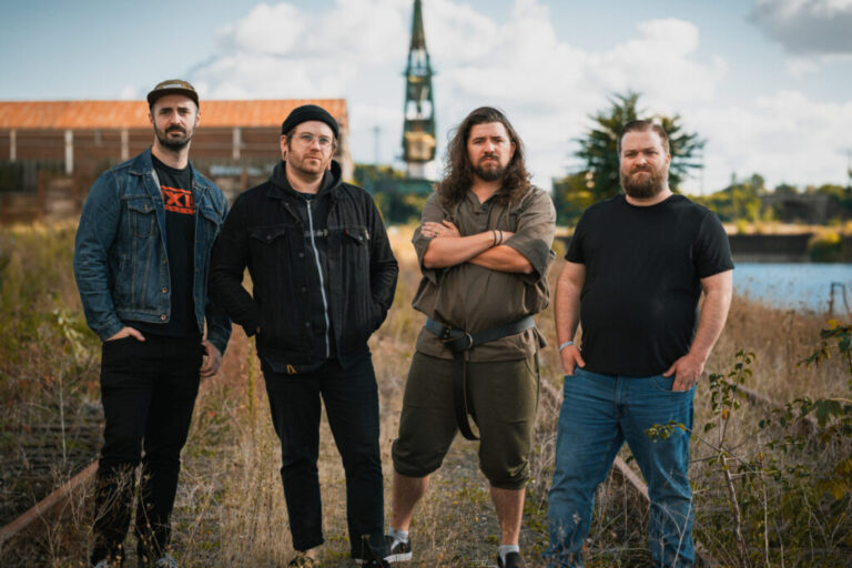 KARDASHEV share new single and Music video