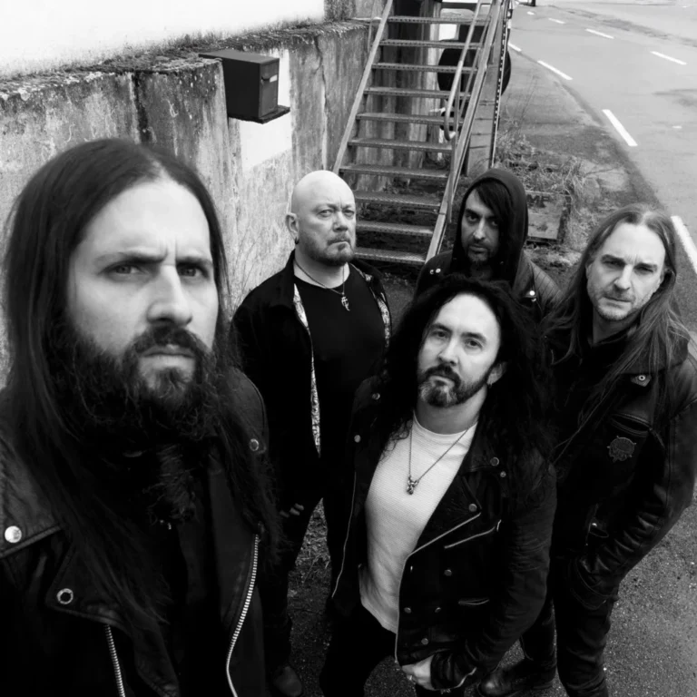 SINSAENUM deliver new single and music video