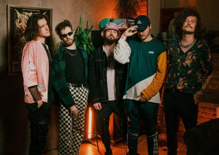 ABBIE FALLS drop new single and music video