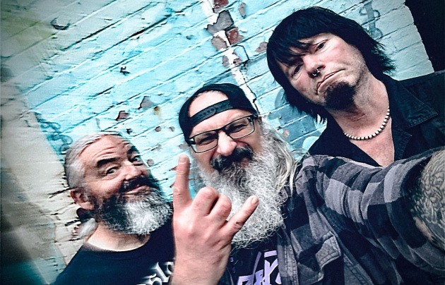 ONSLAUGHT welcome back vocalist; announce european tour