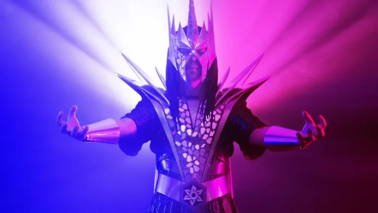 ANGUS McSIX post new single and music video