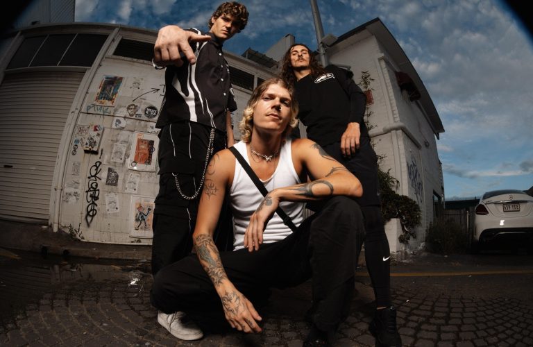 DIAMOND CONSTRUCT drop new single and music video