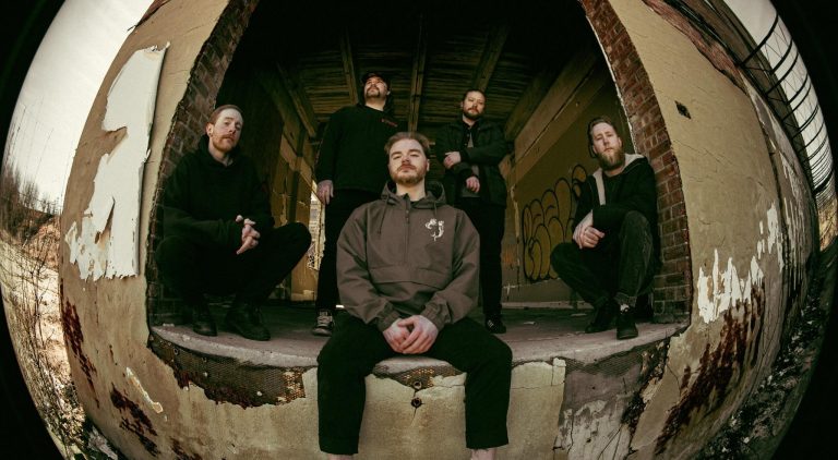 VACANT VOICE unveil new single and music video