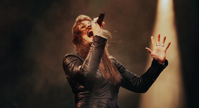 FLOOR JANSEN premieres new single and lyric video