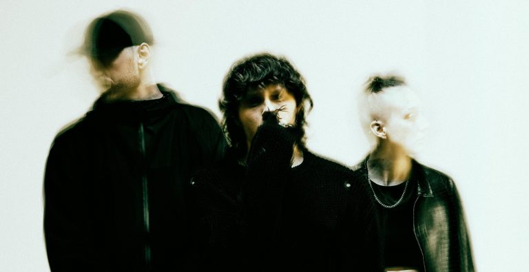 TROPIC GOLD put out new single and music video