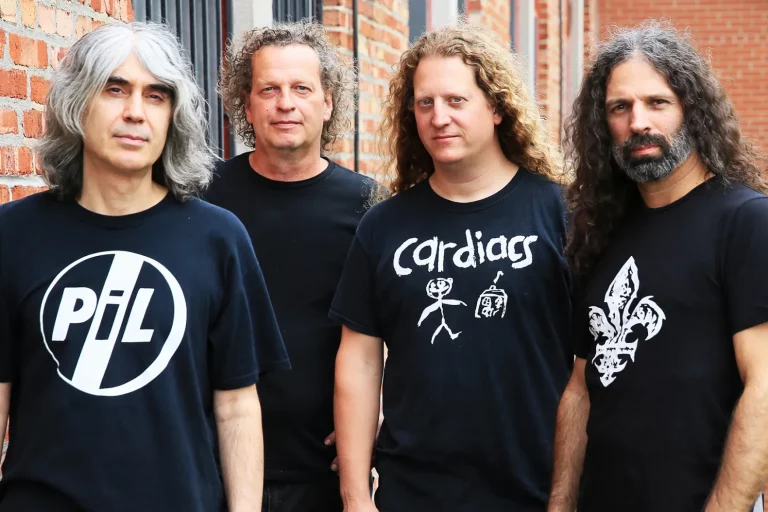 VOIVOD post new live video visualizer