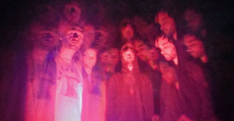 CHAT PILE offer new single and music video