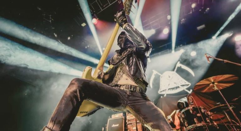 MIDNIGHT offer new live single and music video